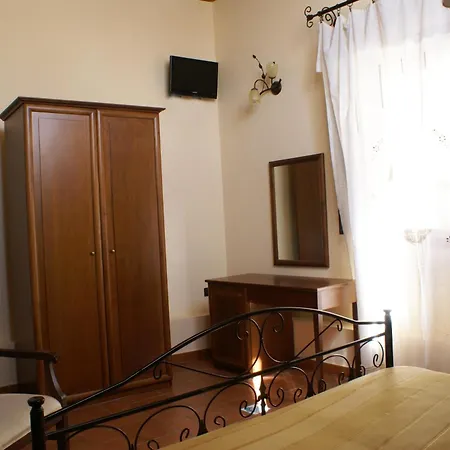 Salotto Di Athena أغريجنتو
