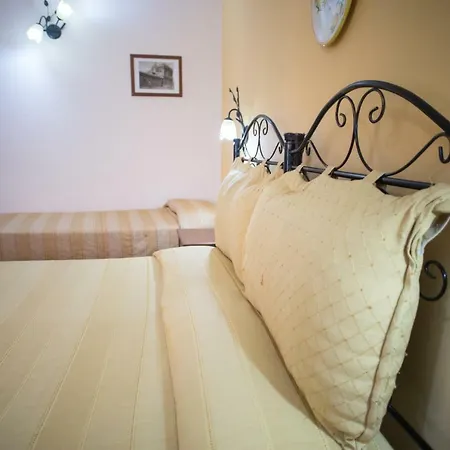Salotto Di Athena 4* أغريجنتو