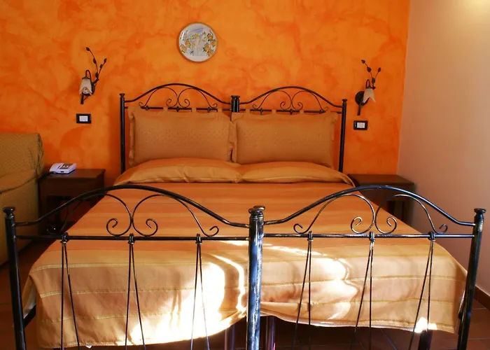 Bed & Breakfast Salotto Di Athena 3*