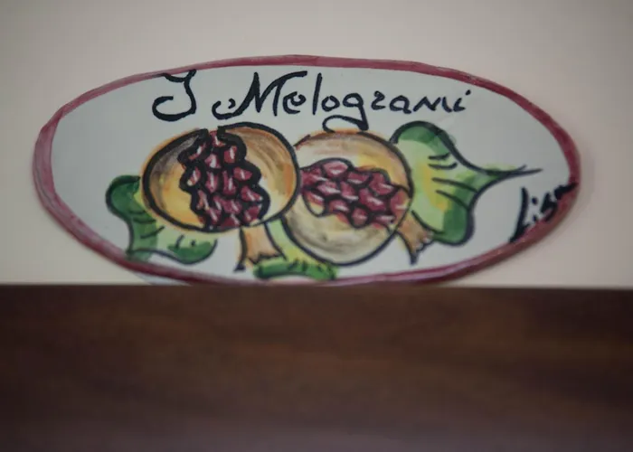 Salotto Di Athena 3*