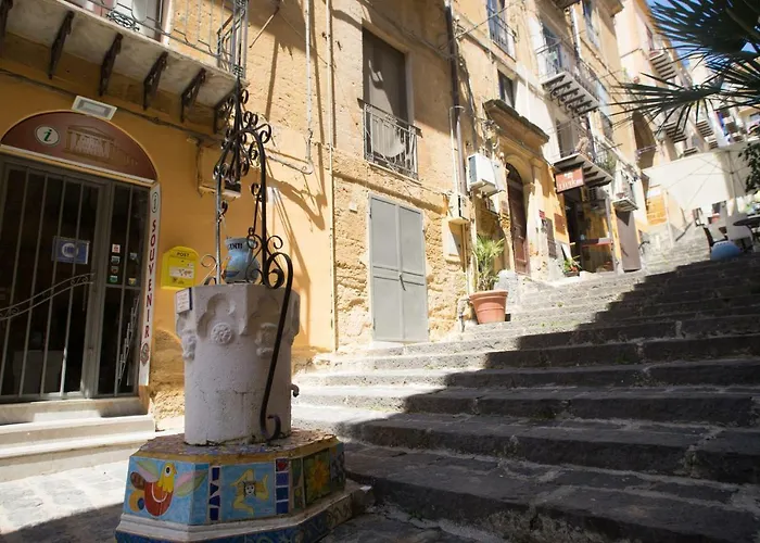 Salotto Di Athena Bed & Breakfast 3*