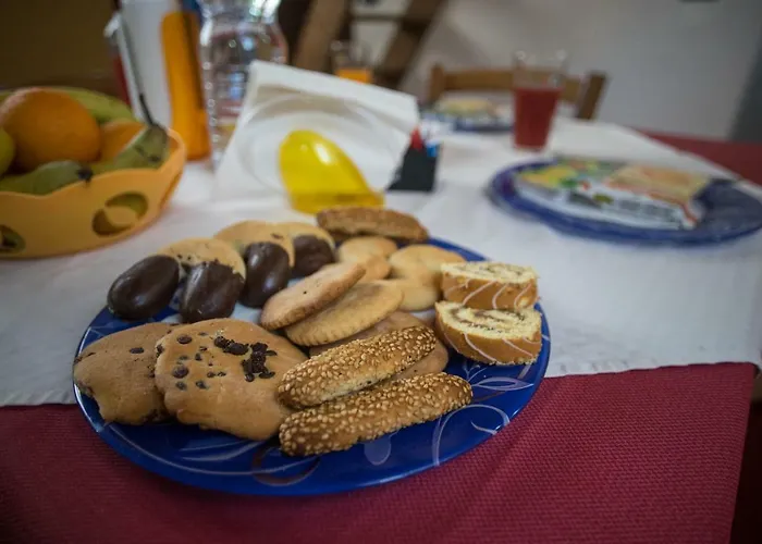 Salotto Di Athena Bed & Breakfast 3*